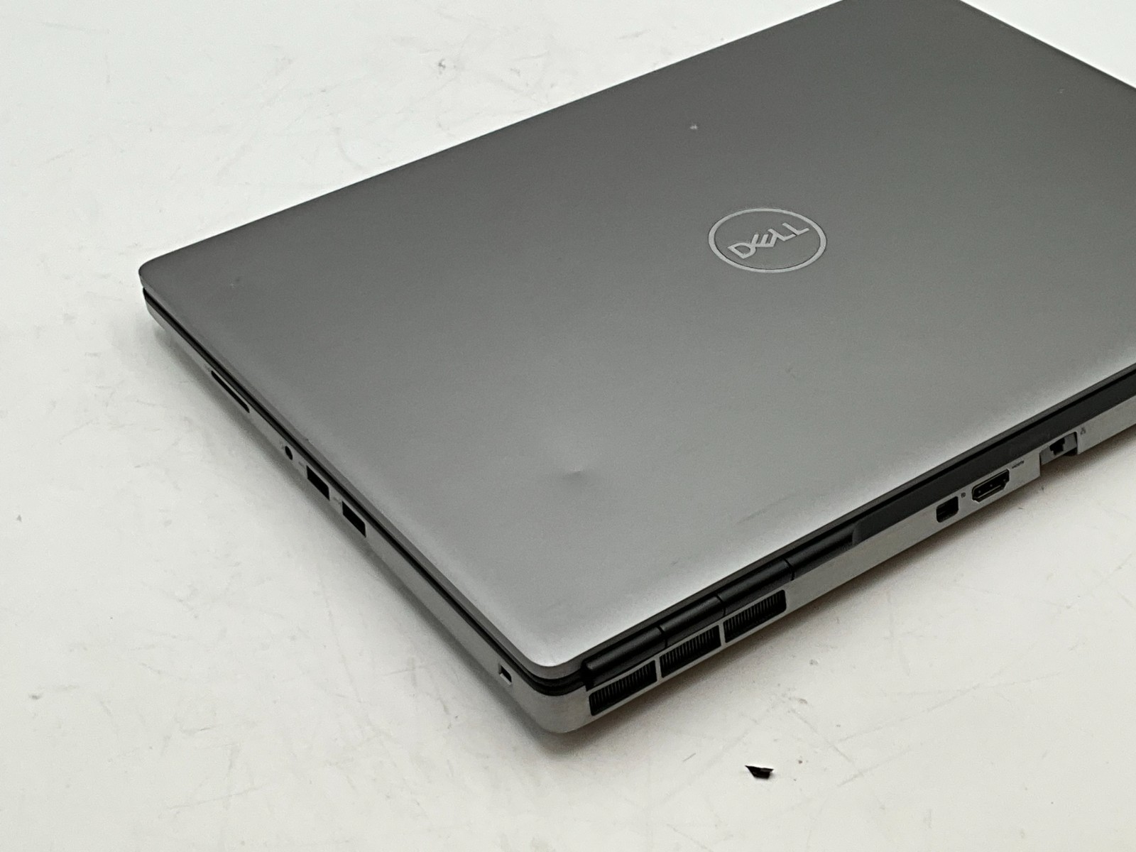 DELL Precision 7560 i7-11850H 2.5g 32GB 1TB T1200 15.6″ Win 11 LAPTOP G69D2J3