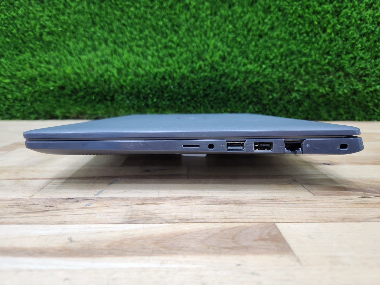 Dell Latitude 3510 15.6″ i5-10210U 16GB RAM 256GB SSD Windows 11 Pro ~