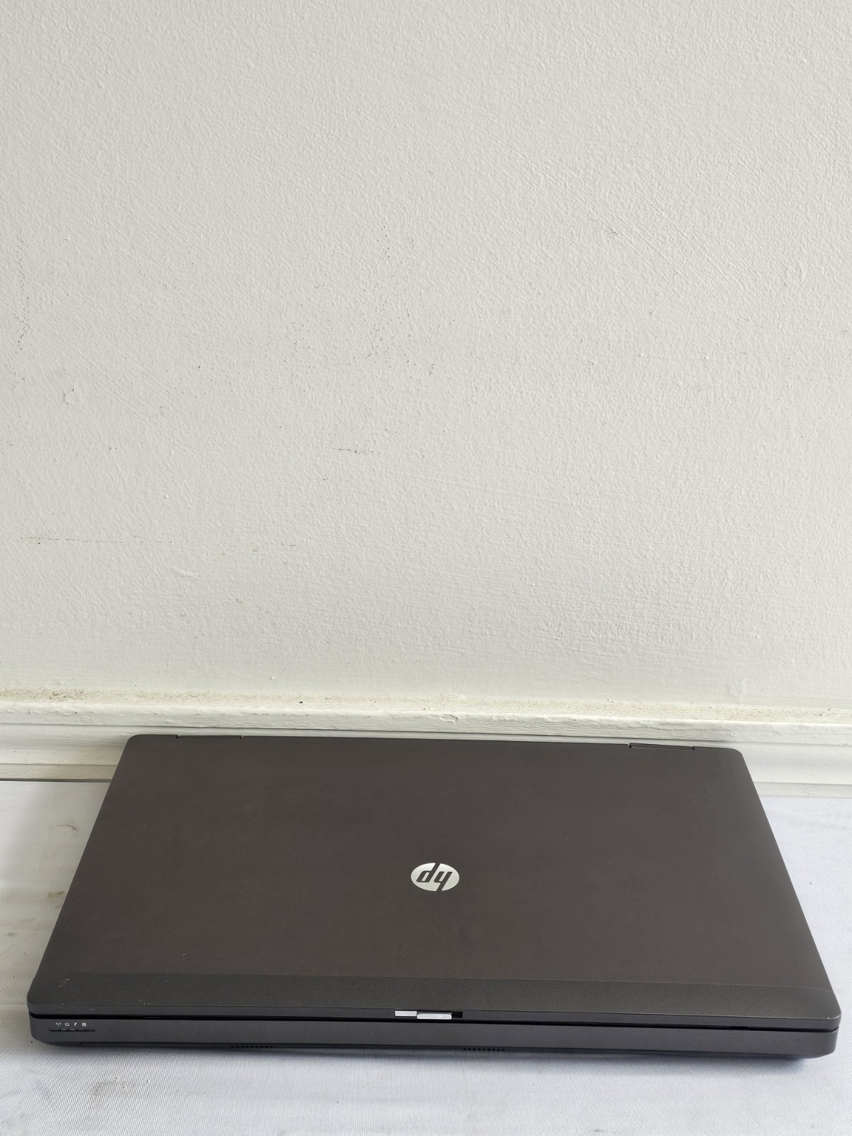 HP ProBook 6570b Laptop – Intel i5-3230M – 6GB RAM – BIOS LOCKED NO BATT – READ