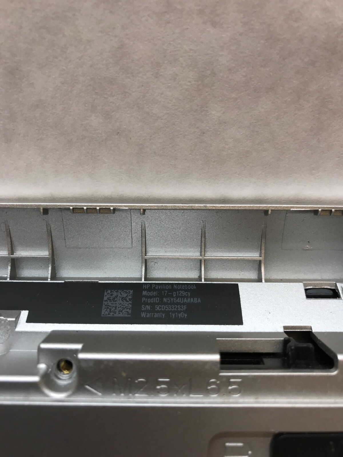 HP Pavilion 17-g129cy 17″ Laptop AMD A6-6310 2GB RAM NO HDD NO OS For Parts – DW