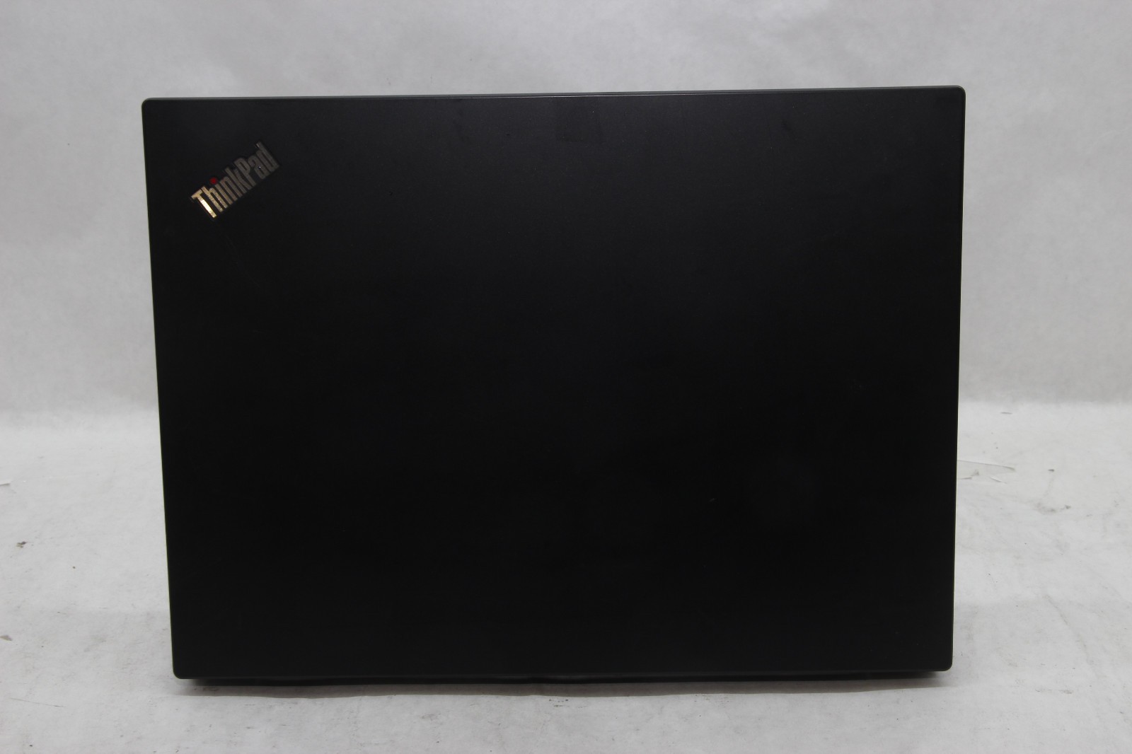 Lenovo TP E485 14″ Laptop AMD R3 2200U 8 GB RAM 250 GB SSD Win 11 No Charger