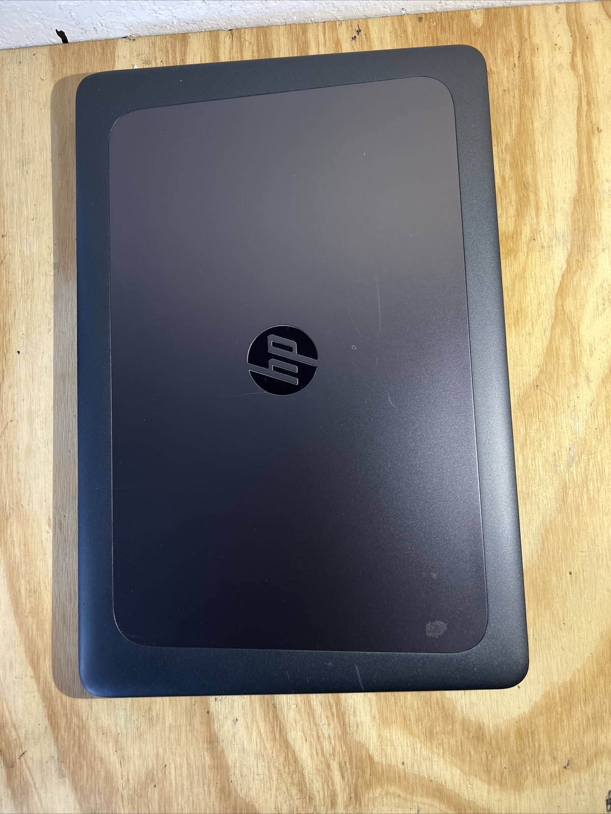 Hp ZBook 15u G3 I7-6500U-2.5GHz .256 SSD-16GB Ram , Read Description