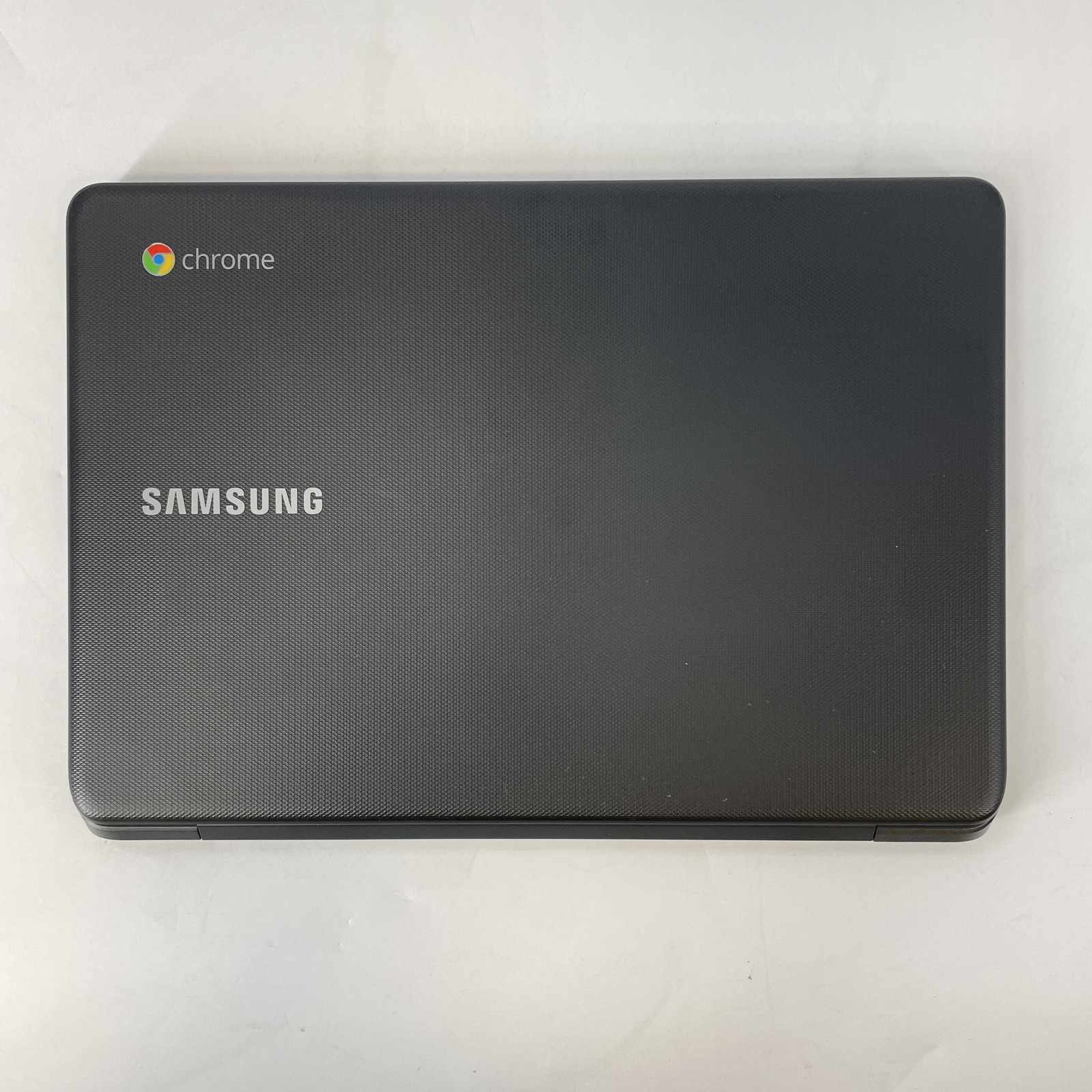 Samsung Chromebook 3 XE500C13 11.6 HD 2.5 GHz Intel Celeron 4GB 16GB eMMC Good