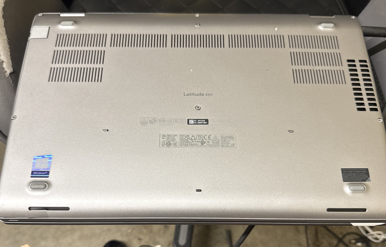 Dell Latitude 5511 i5-10400h 8G Ram 128GB SSD Windows 11 Pro Charger