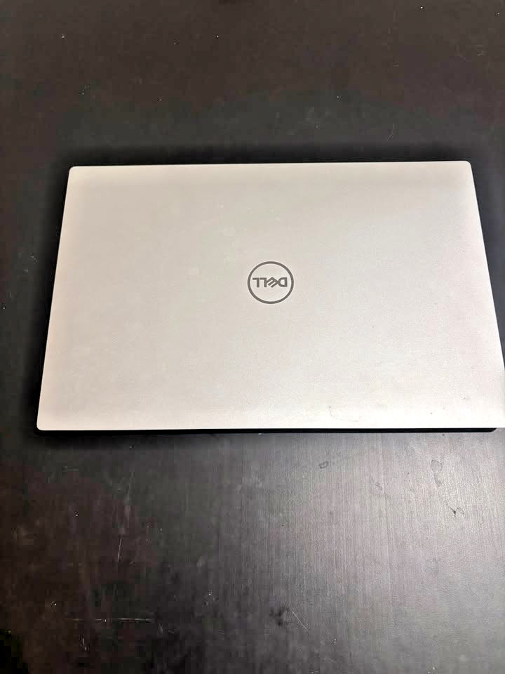 Dell XPS 16 9640 | OLED | Intel Core Ultra 9 | RTX 4060 | 32GB RAM | 1TB SSD