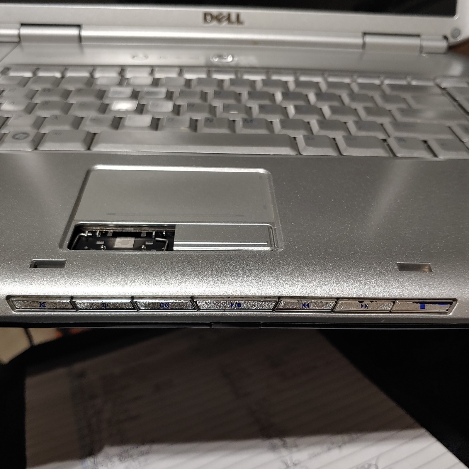Dell Inspiron 1520 Laptop Clean & Ready To Go Windows XP Home 160GB 256MB 2GHZ
