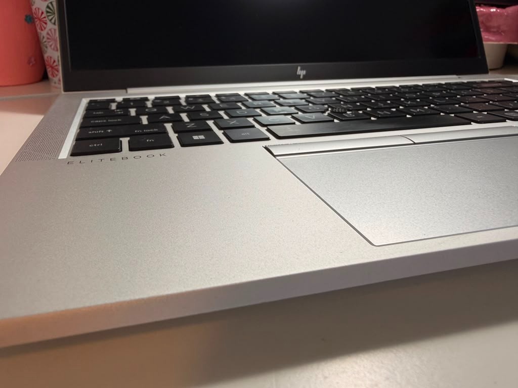 HP EliteBook 840 G8 14″ Laptop Intel i5-1145G7 16GB RAM 256GB SSD Windows 11 Pro