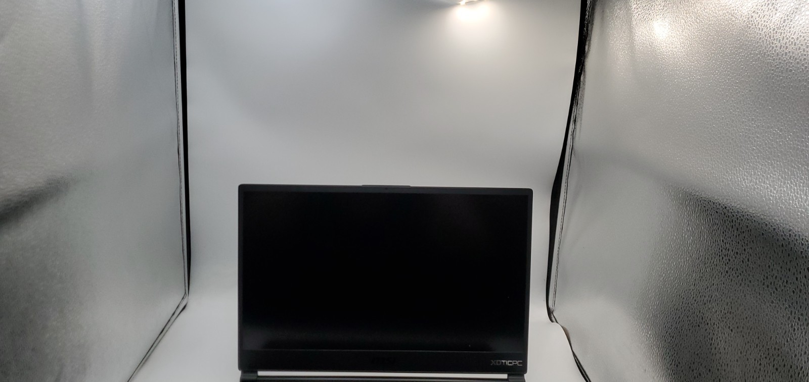 MSI GS65 Stealth 8GS-005US Laptop MS-16Q4 i7-8th Gen No SSD/BAT Boot 2 BIOs