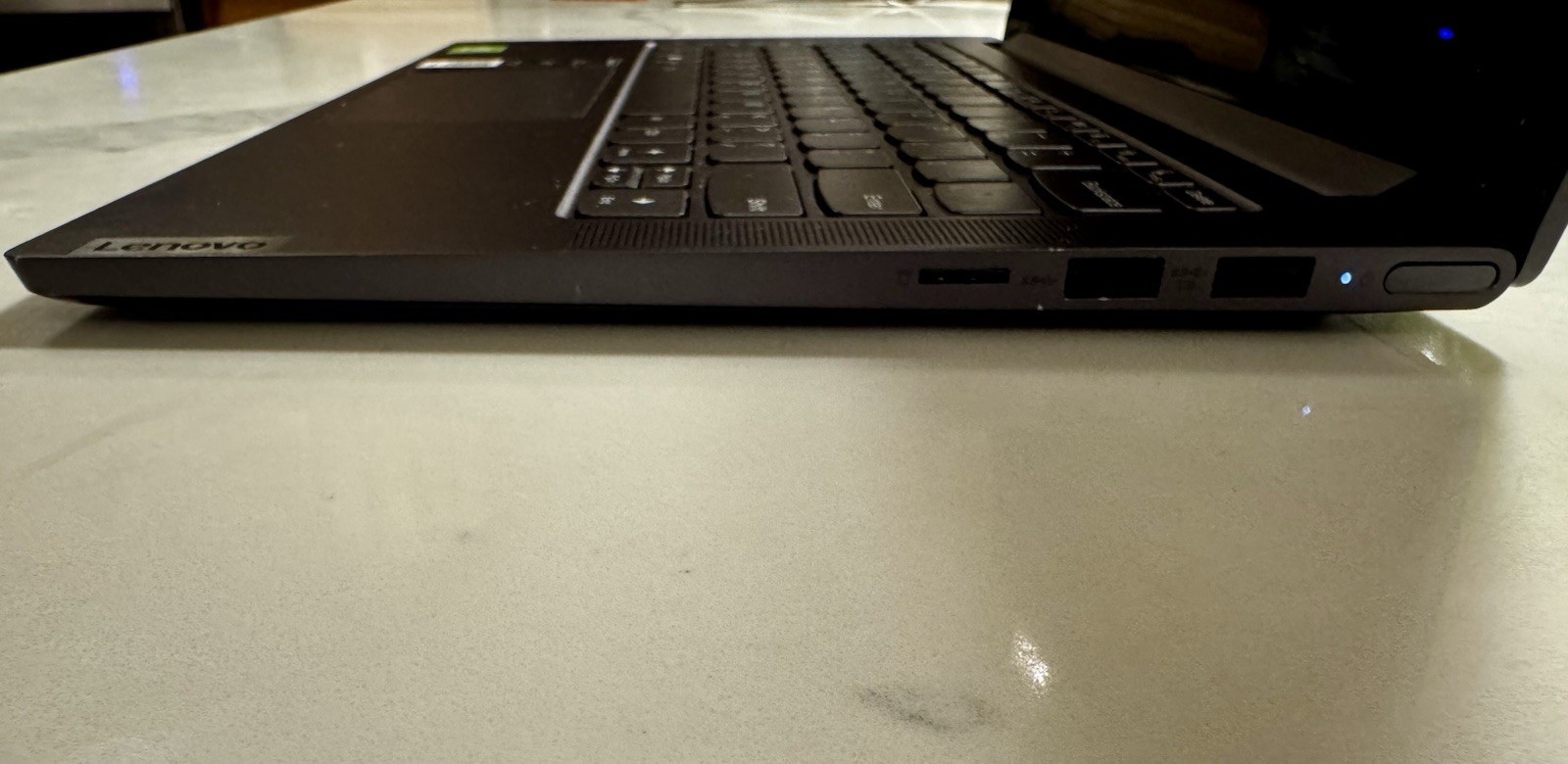 Lenovo Slim 7 Laptop (Ideapad)