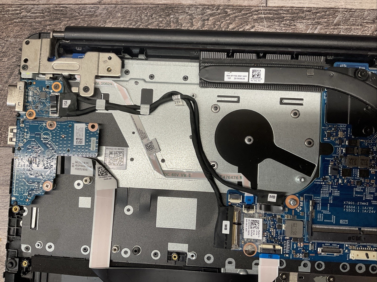 Latitude 3500 / i7 8th / No RAM Laptop Notebook PC / B9N