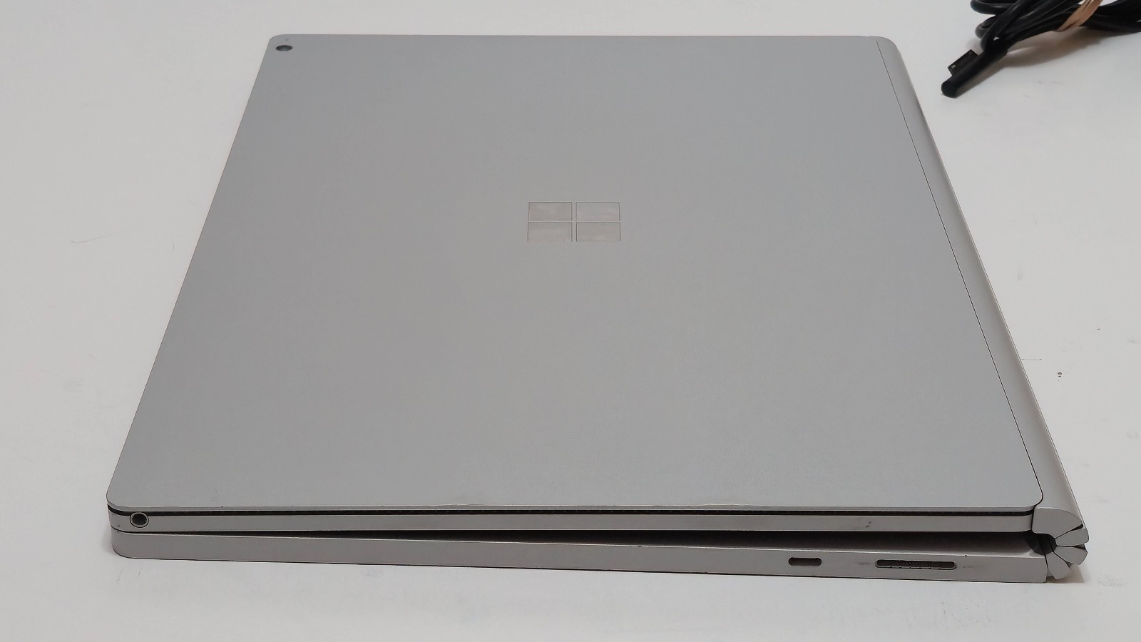 Surface Book 3 15″ (1899) i7-1065G7 32GB RAM 1TB SSD GTX 1660 GPU 6GB GDDR6