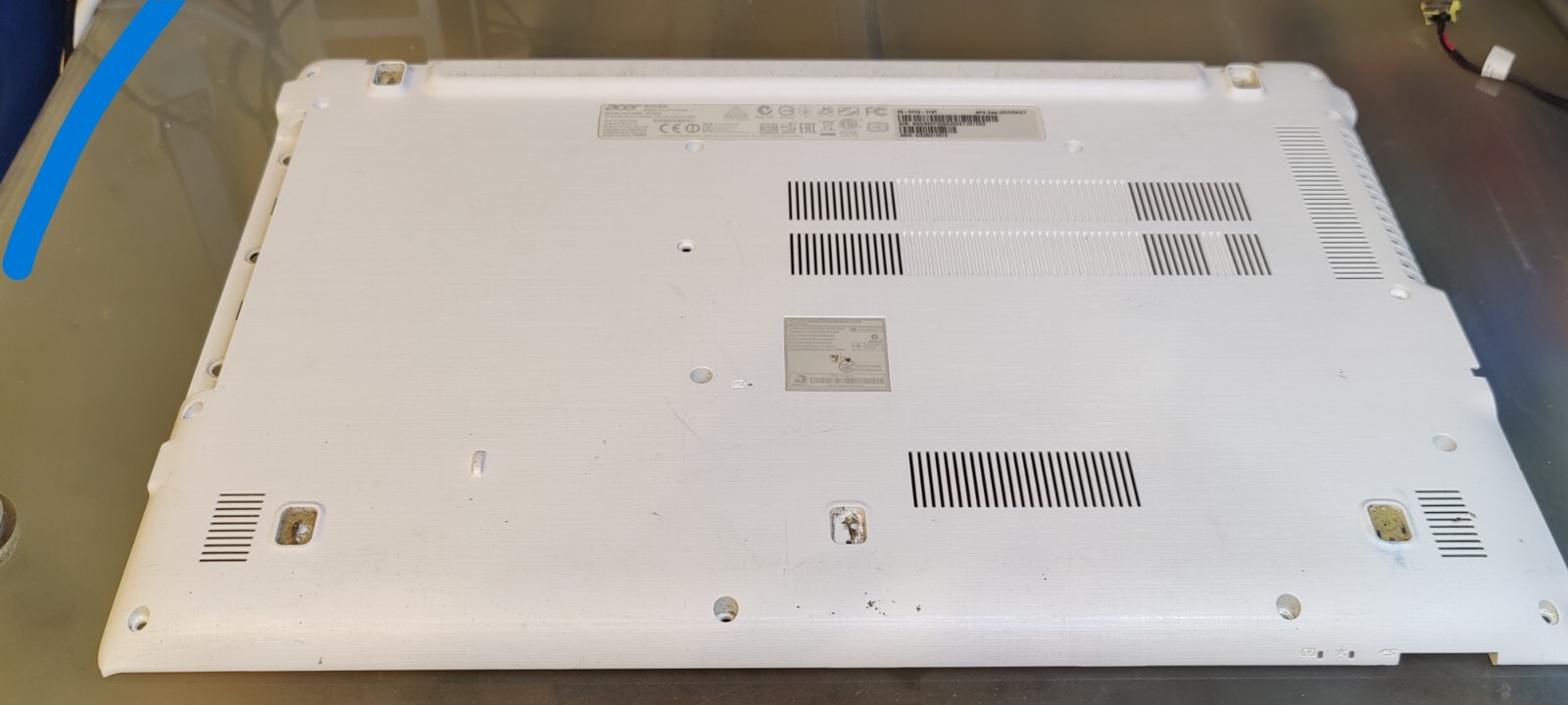 ACER F5-572 E5-573 E5-574 F5-571 SCOCCA INFERIORE BOTTOM CASE TFQ3UZRTBAT