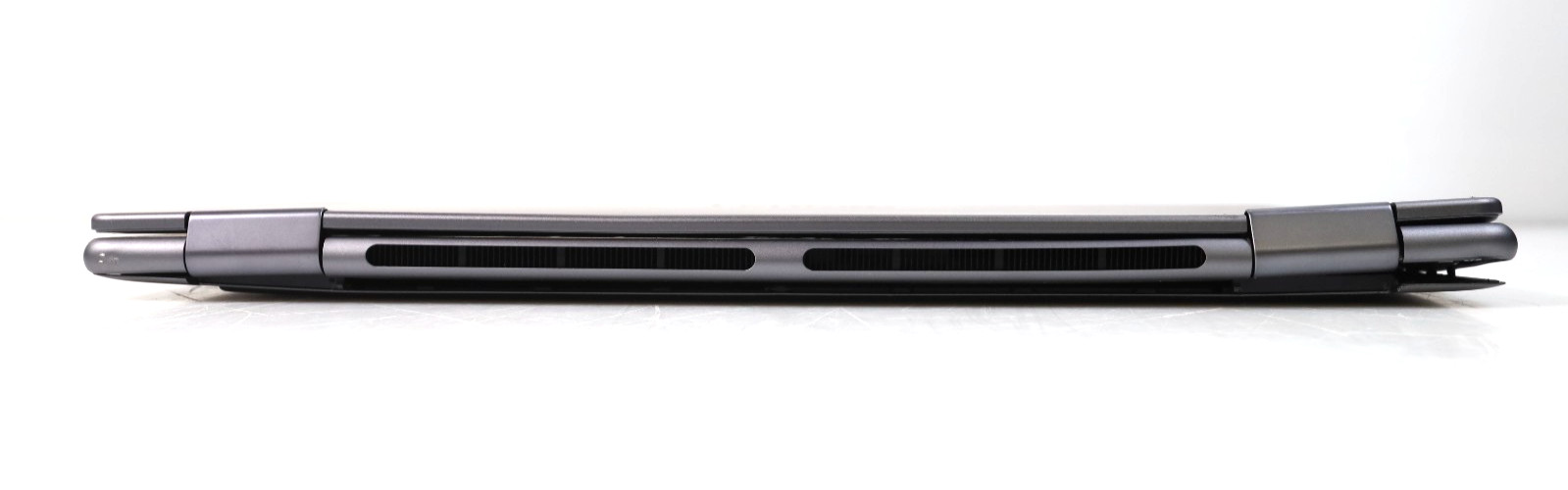 Lenovo Yoga 7 2-in-1 16″ Intel Ultra 5 16GB No HDD Parts Repair