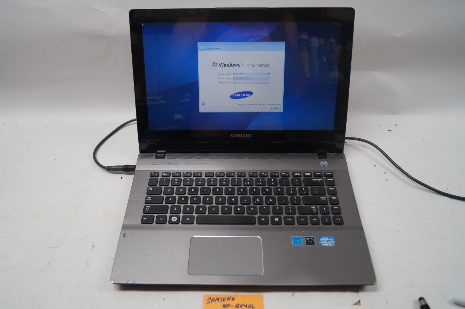 SAMSUNG QX411 NP-QX411L Core i5 14″ 364GB HD 6GB Mem 2.5GHz Win7 WORKING B153