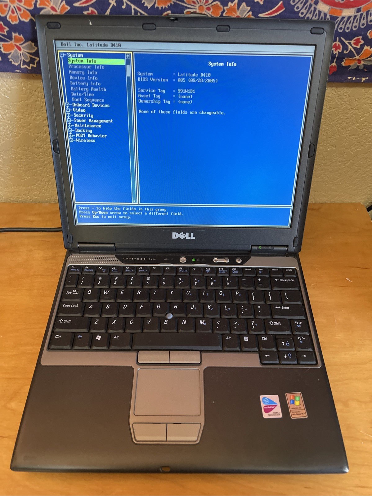 Dell Latitude D410 12″ Laptop Intel Pentium M 2GHZ 2Gb RAM NO HDD/battery CLEAN