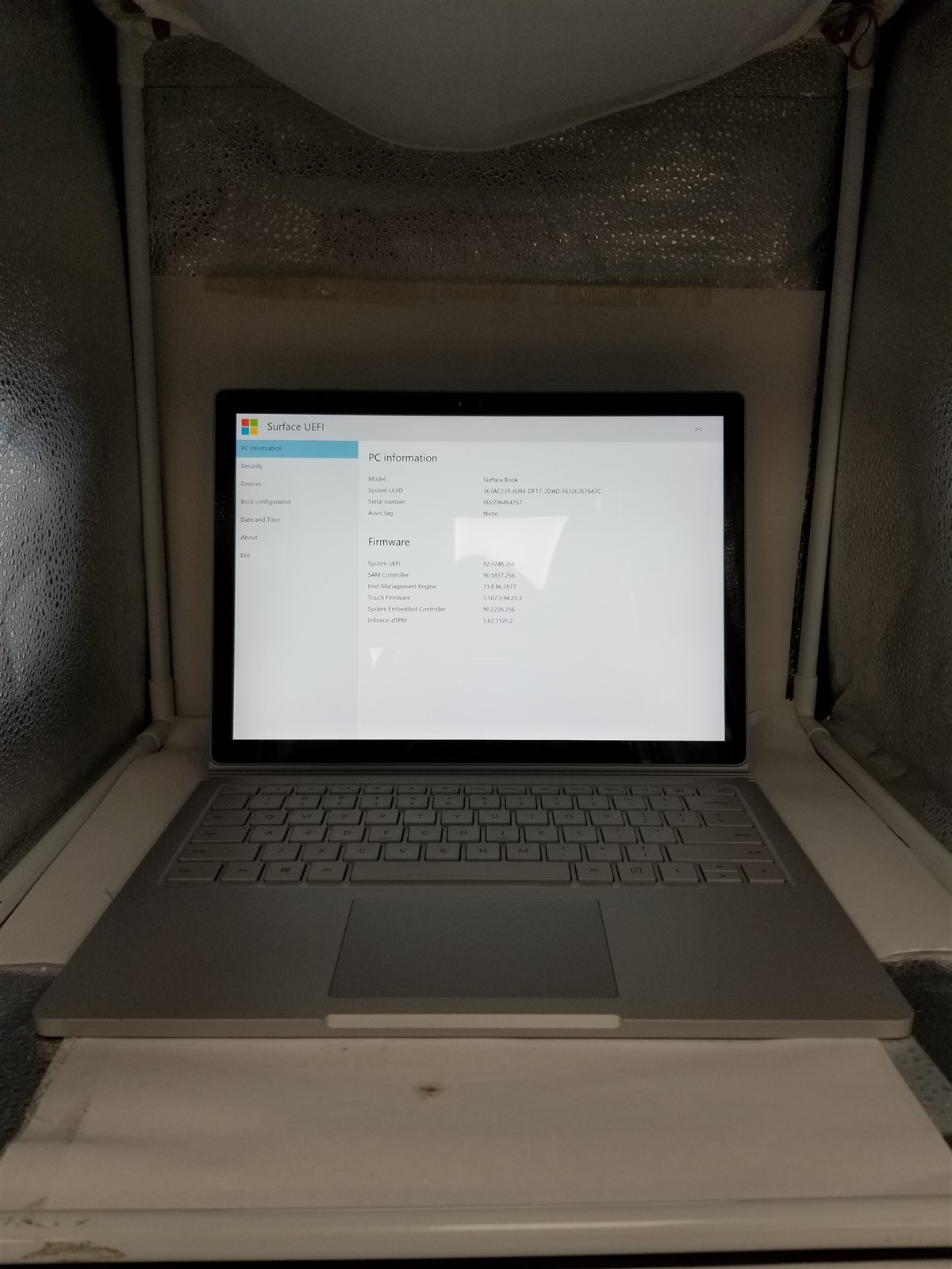 Microsoft Surface Book Core i7 13.5″ 16GB/512GB Silver Reduced Price VW6202