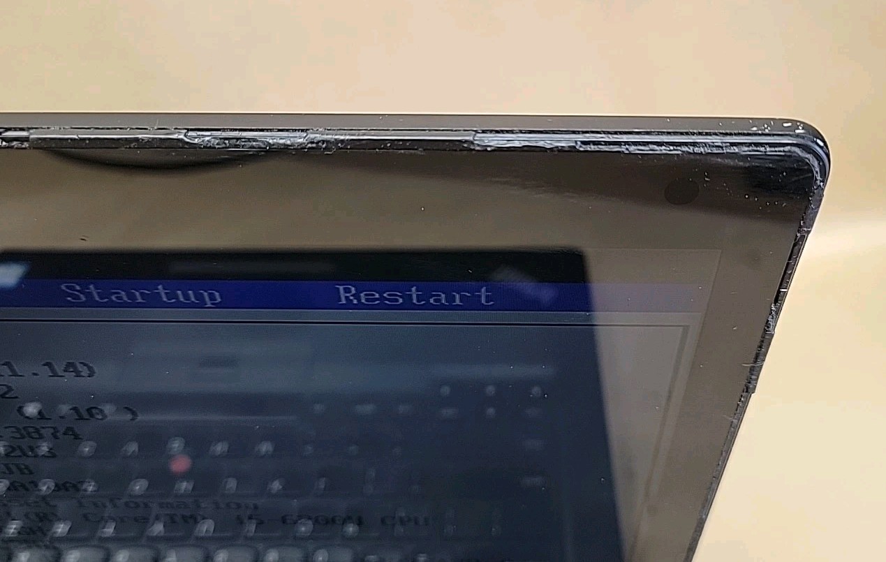 Lenovo ThinkPad Yoga 14 Intel Core i5-6200U @ 2.3GHz 8GB RAM NO SSD NO OS *READ*