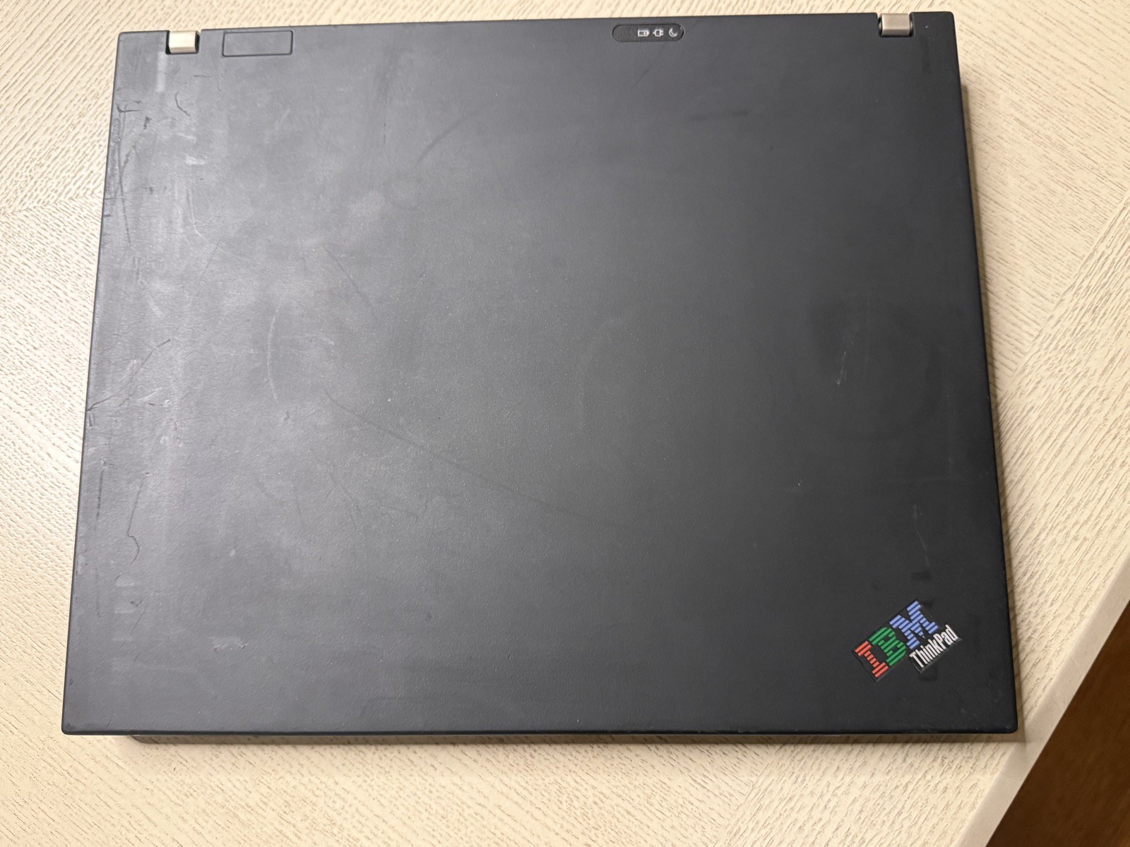 IBM Lenovo ThinkPad T60 Type 2007-66U – FOR PARTS / NOT WORKING – No HDD