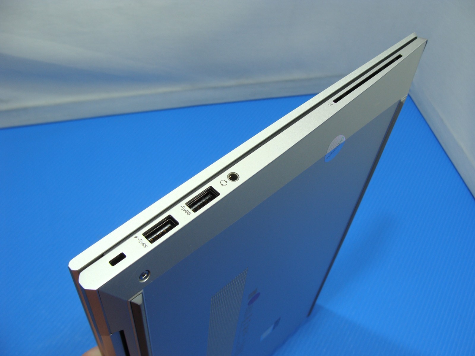 HP EliteBook 845 G7 laptop 14″FHD AMD Ryzen 5 PRO 4650U 2.1GHz 16GB 256GB SSD