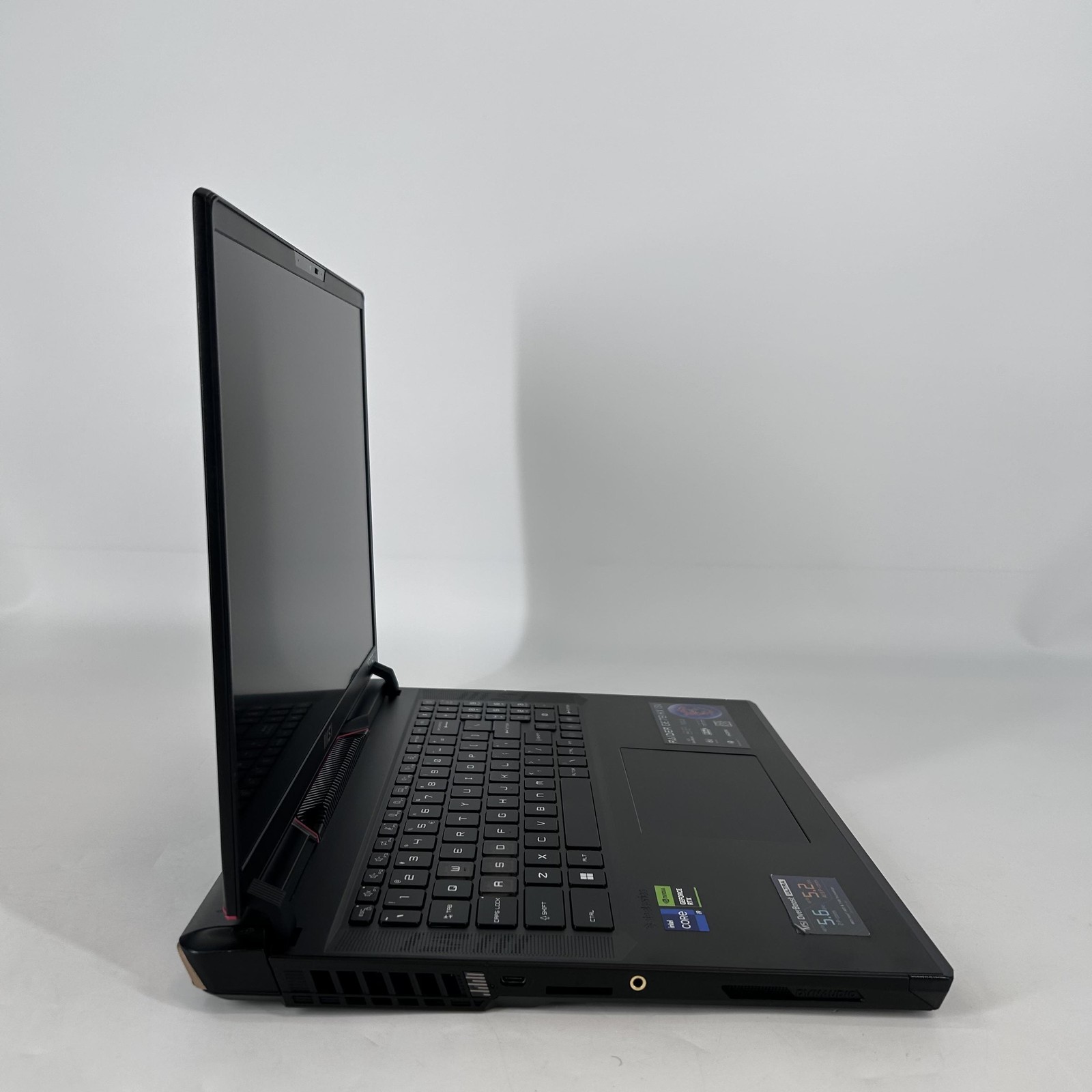 MSI Raider GE78 HX 17 240Hz QHD+ 2.2 GHz i9-13980HX 32GB 1TB SSD NVIDIA RTX 4080