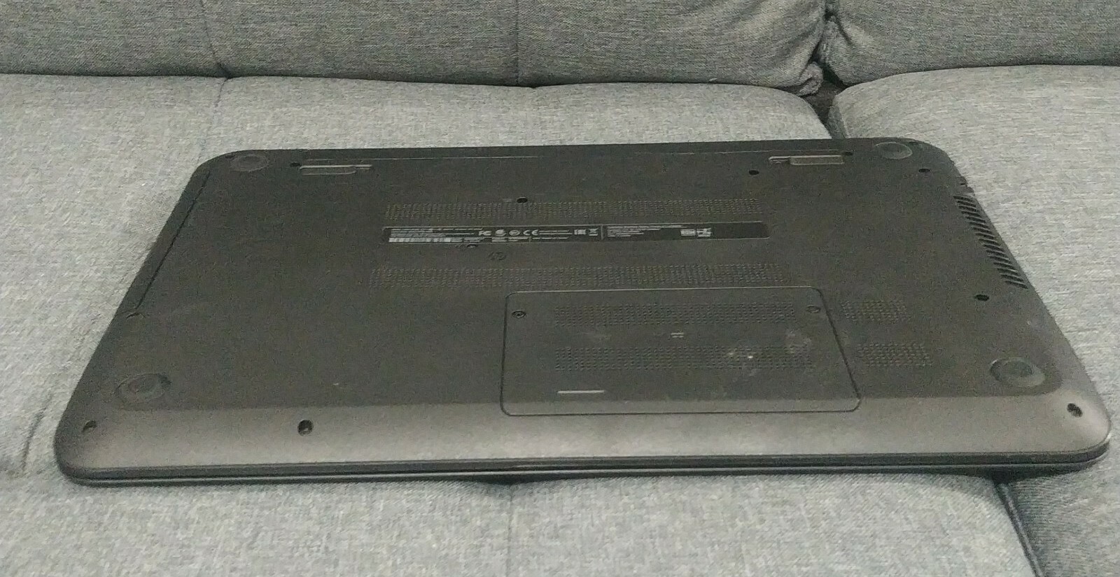HP 15-f211wm Laptop – L0T32UATouchscreen 15.6″