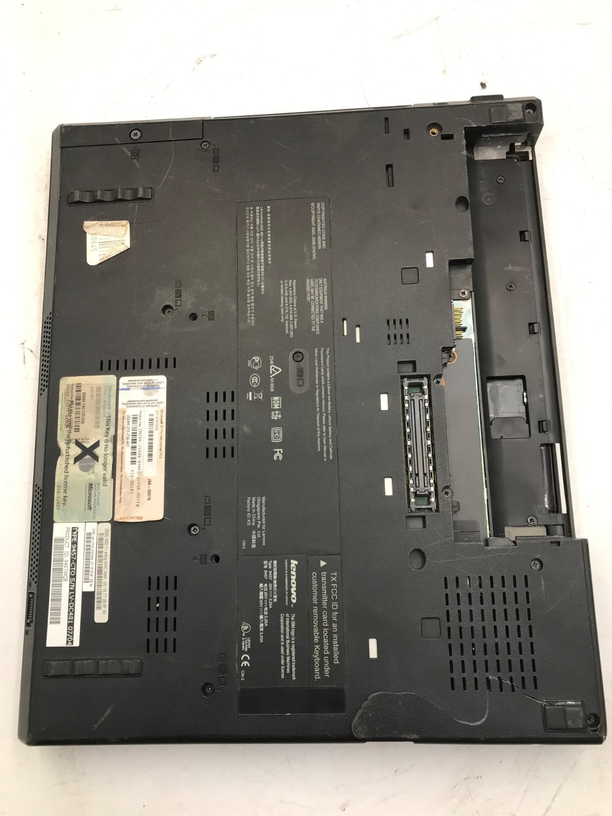 Lenovo ThinkPad R60 Intel Celeron 14″ -BOOTS/BAD DISPLAY/CRACKED- MZ