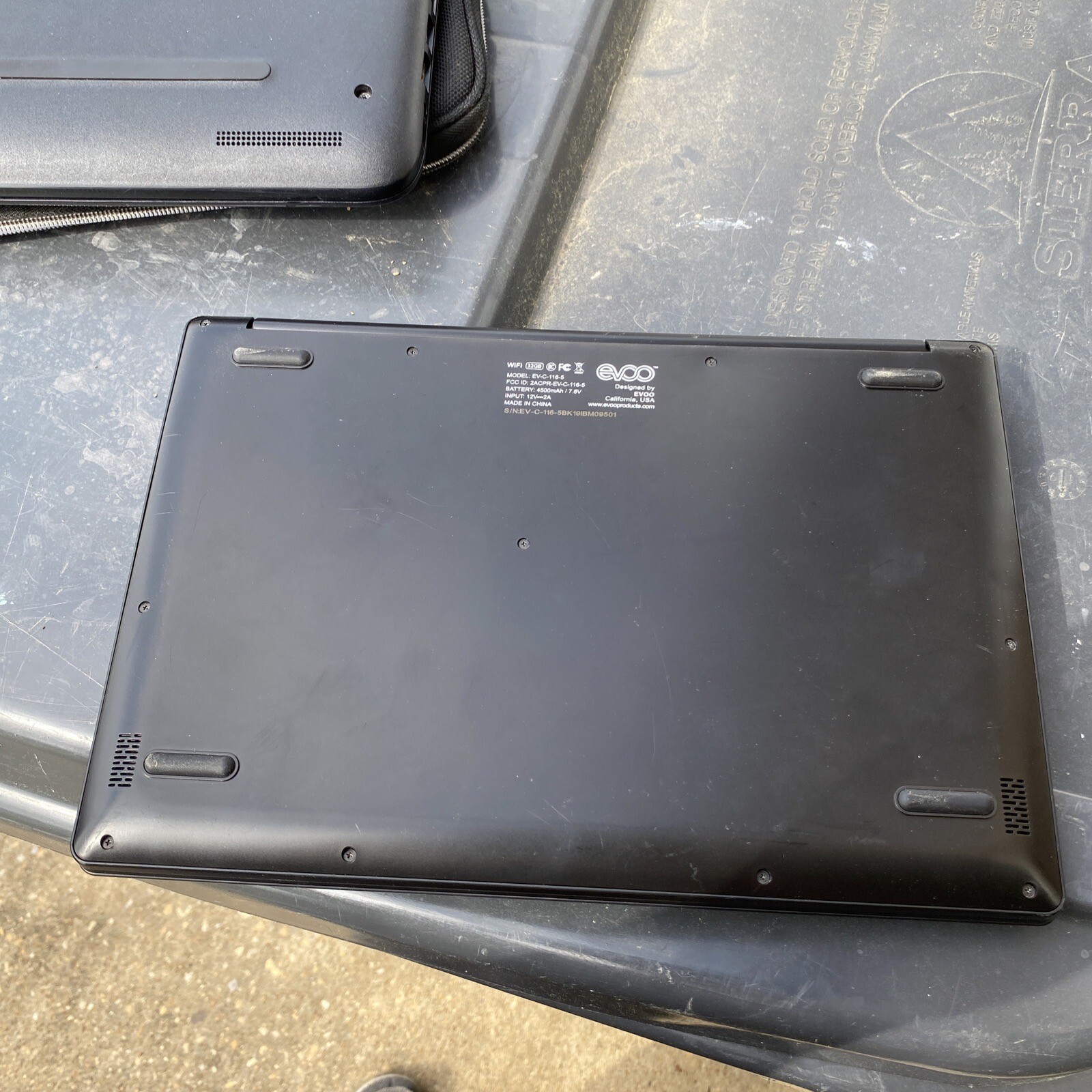 Evoo 10” Laptop Parts Only Model Evc1165