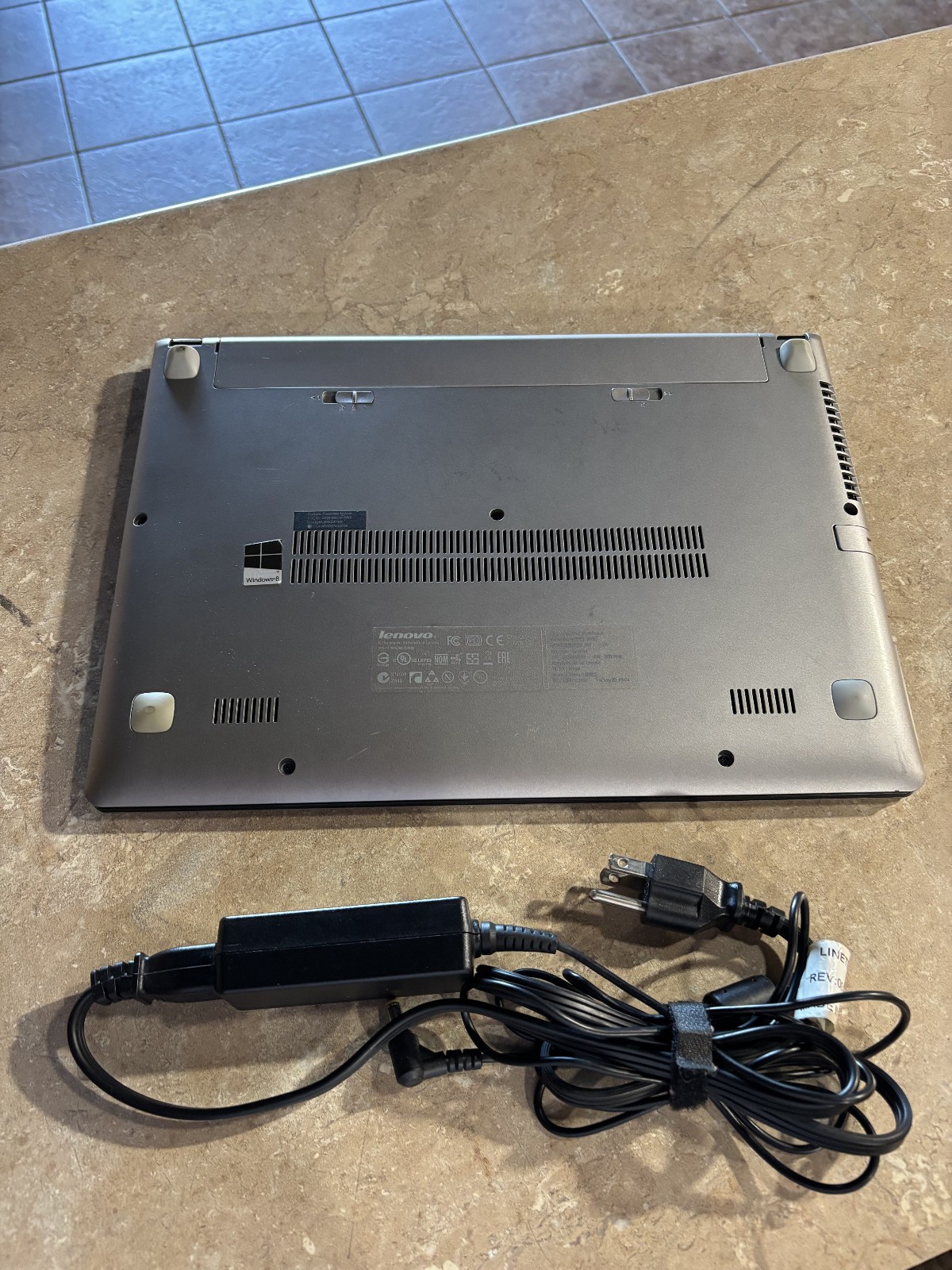 Lenovo IdeaPad S400 Touch i3-3217U 8GB RAM 120GB SSD W11P Touchscreen Bad Batt