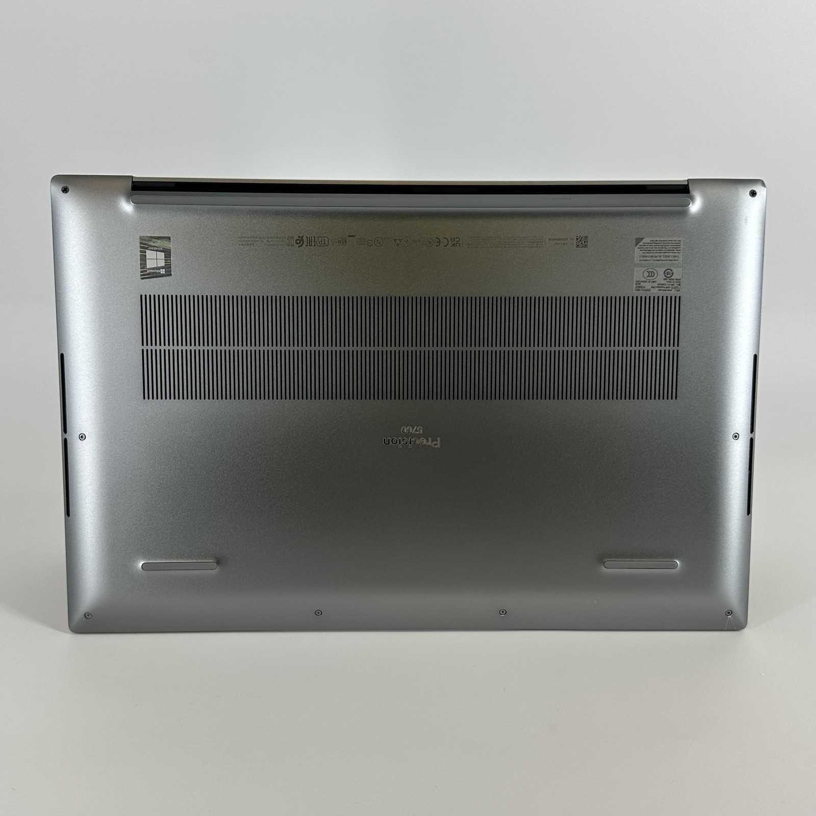 Dell Precision 5760 17 UHD+ TOUCH Xeon W-11955M 2.60GHz 64GB 2TB/512GB RTX A3000
