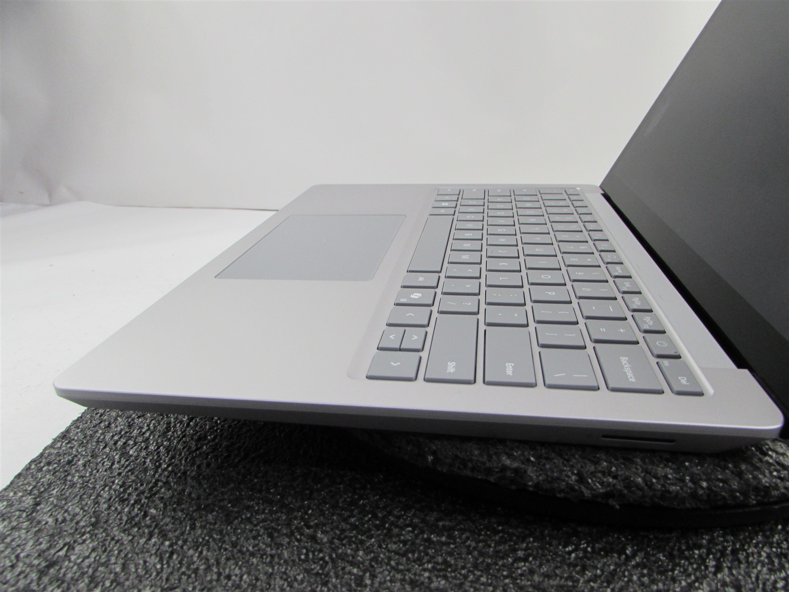 SURFACE SURFACE LAPTOP 6 CORE ULTRA 7 165H 512GB SSD 16GB RAM WIN 11 PRO