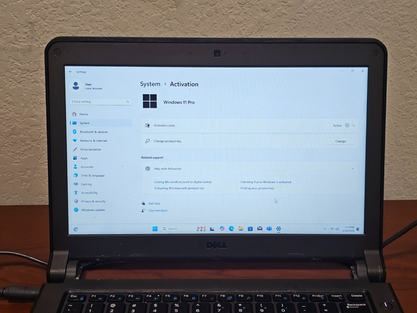 DELL Latitude 3340 Laptop (13.3″, i3-4005U, 8 GB/128 GB SSD, Win11) – READ!