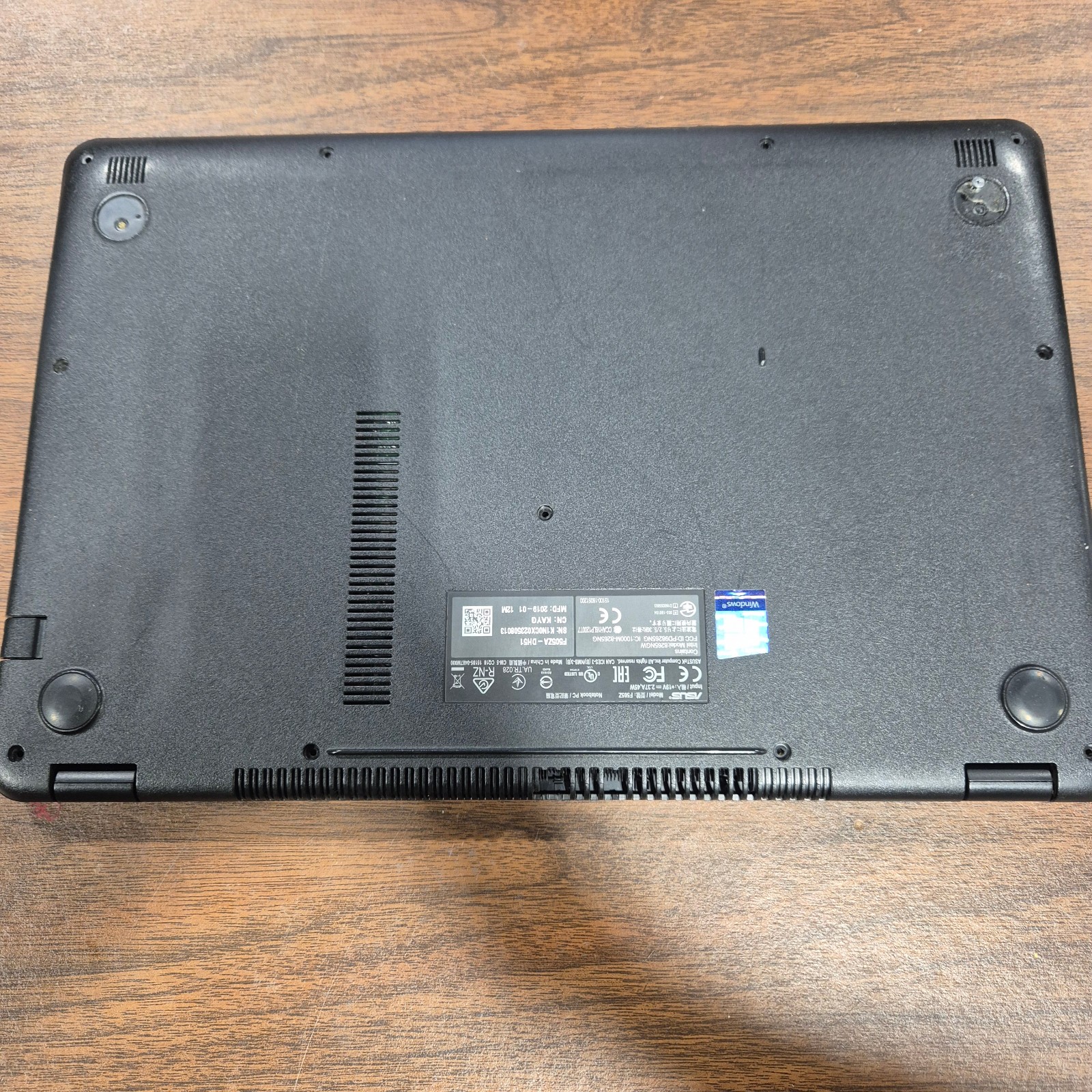 asus f505z notebook ryzen 5 2500u 12gb ram 240gb ssd