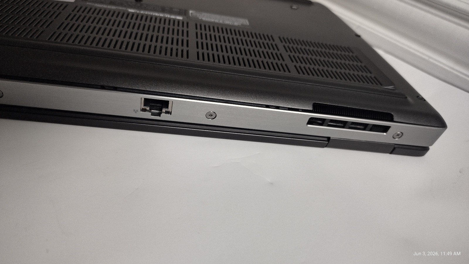 GAMING! Dell Precision 7540 15.6″ FHD 6-Core i7-9850H 32GB 256GB NVIDIA T2000