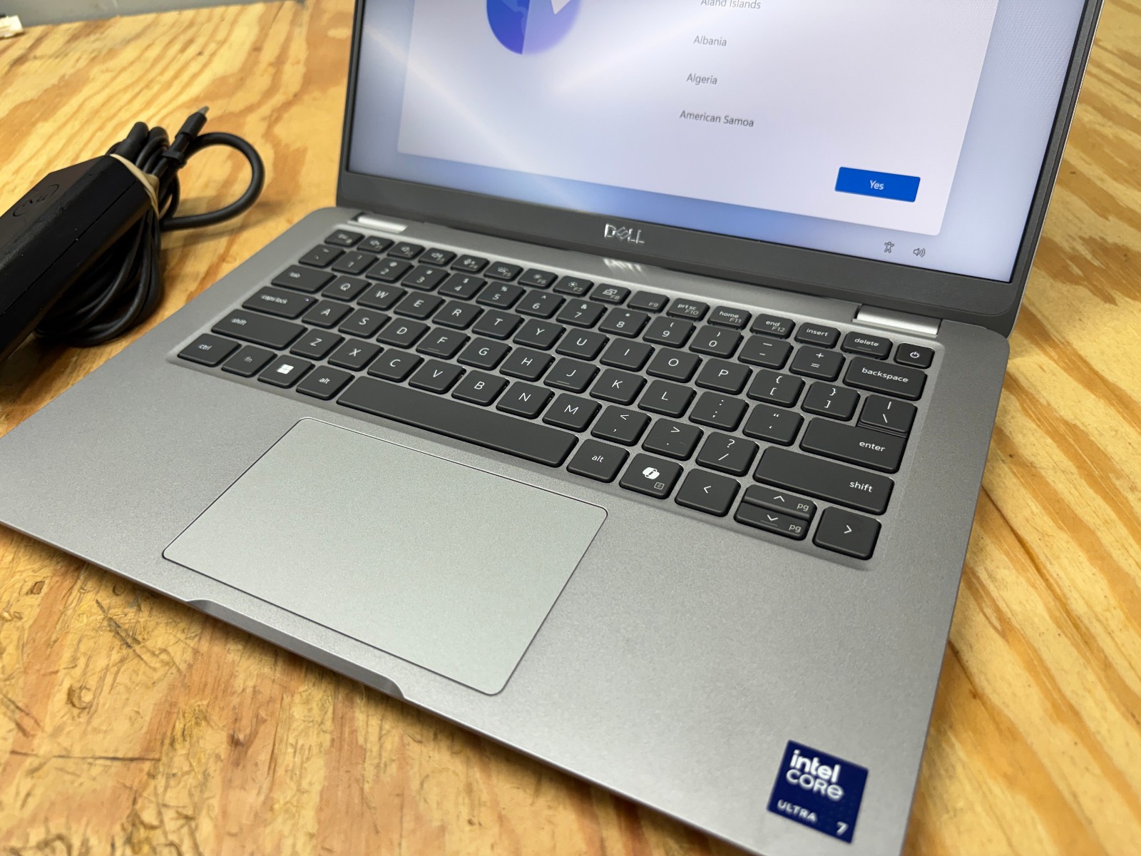 Dell Latitude 5350 Core Ultra 7 165U 16GB 512GB SSD 13.3″ FHD Win11 Pro Warranty