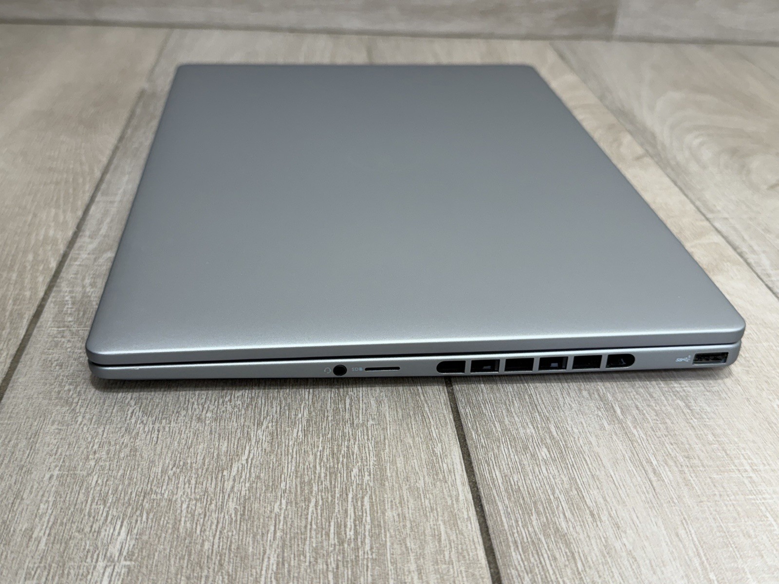 Dell Inspiron 14 Plus 7440 14″ Core Ultra 7 155H 1TB NVMe SSD 16GB RAM Excellent
