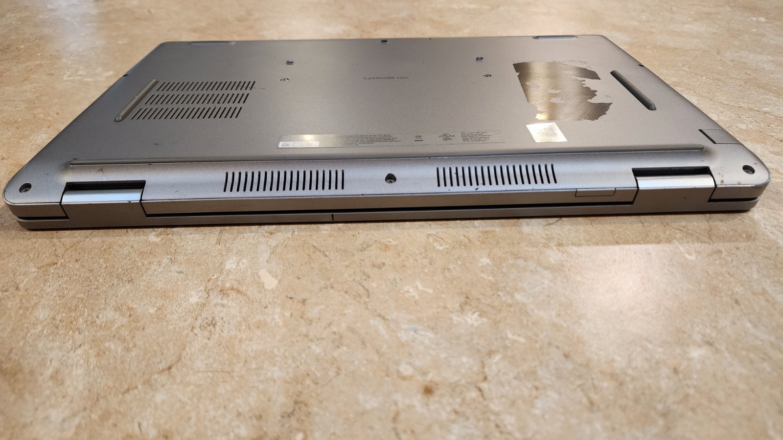 Dell Latitude 5521 15.6″ FHD 8-Core i7-11850H 32GB RAM 512GB SSD Win11Pro