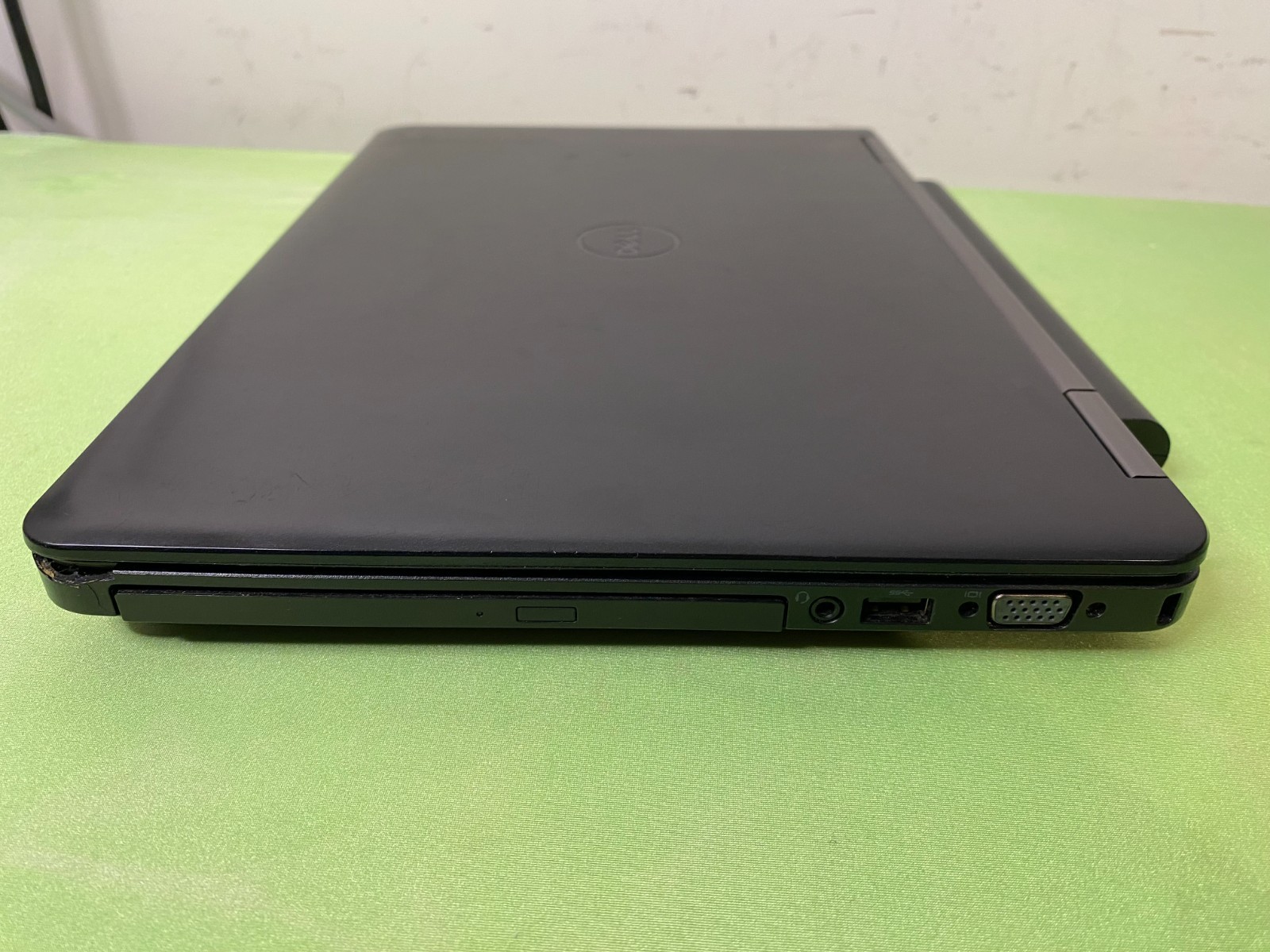 Dell Latitude E6540 14” i5-4300m 2.90ggz 8GB RAM,256gb SSD Win 11 Dvd Hdmi