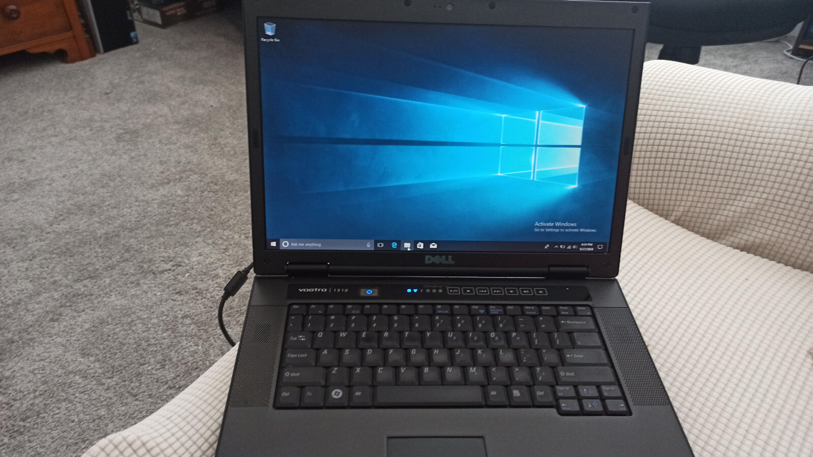 Dell Vostro 1510 lot of three 15.4″ Intel Core 2 Duo 2.0GHz 4GB RAM 700GB HDD