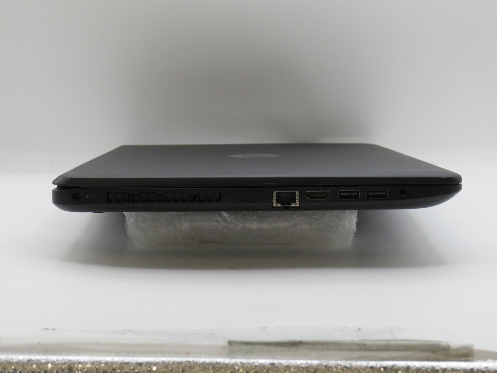 HP 15 Celeron 4000 @ 1.1 8GB DDR4 256GB SSD 15.6″ No OS
