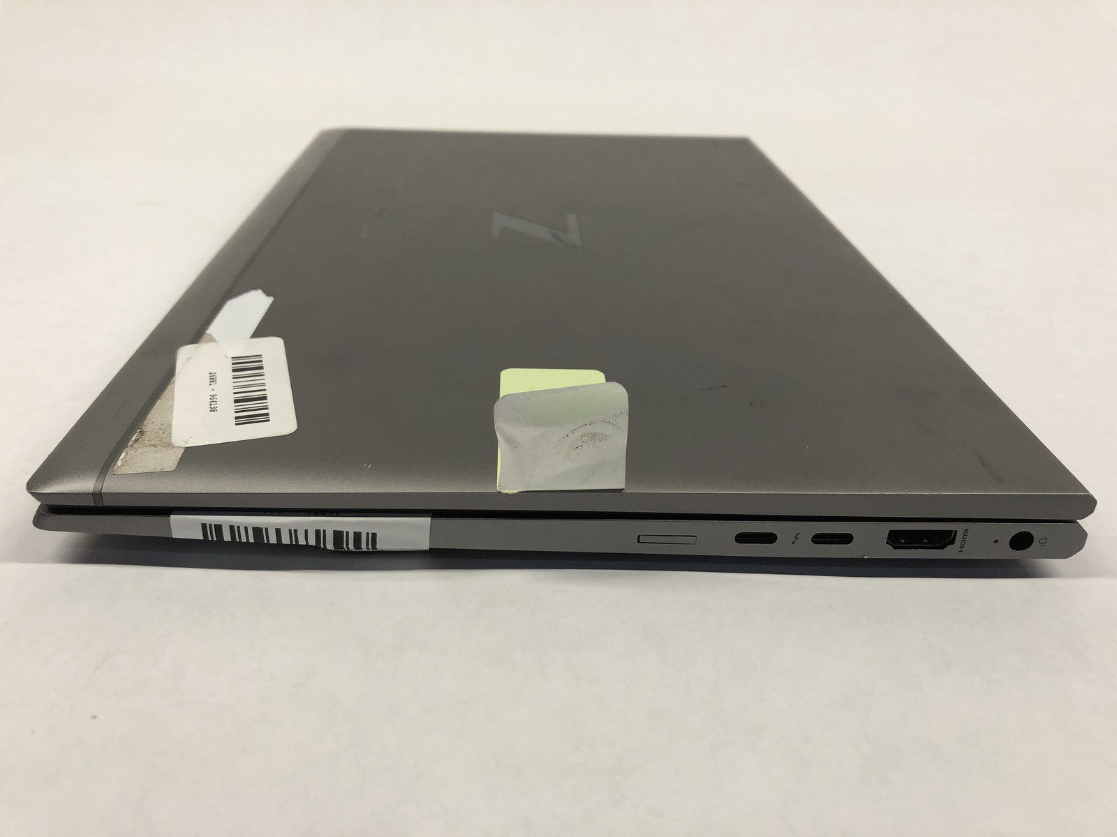 HP Zbook Firefly 14 Inch G8 Mobile Workstation i5-1135G7 8GB RAM No OS