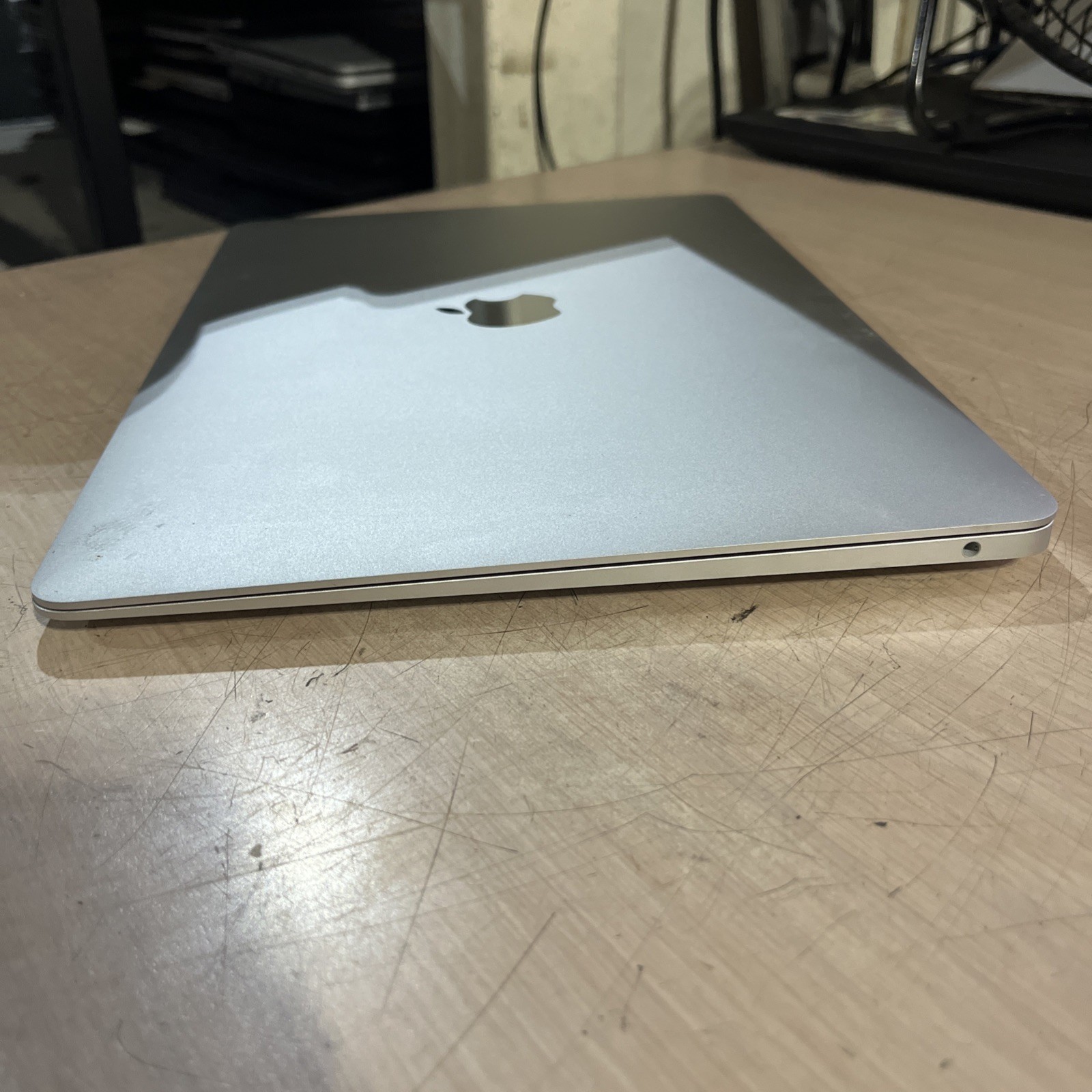 APPLE MACBOOK AIR 13″ SCISSOR,2020 CORE I3-1000NG4 1.1GHZ 8GB RAM 256SSD
