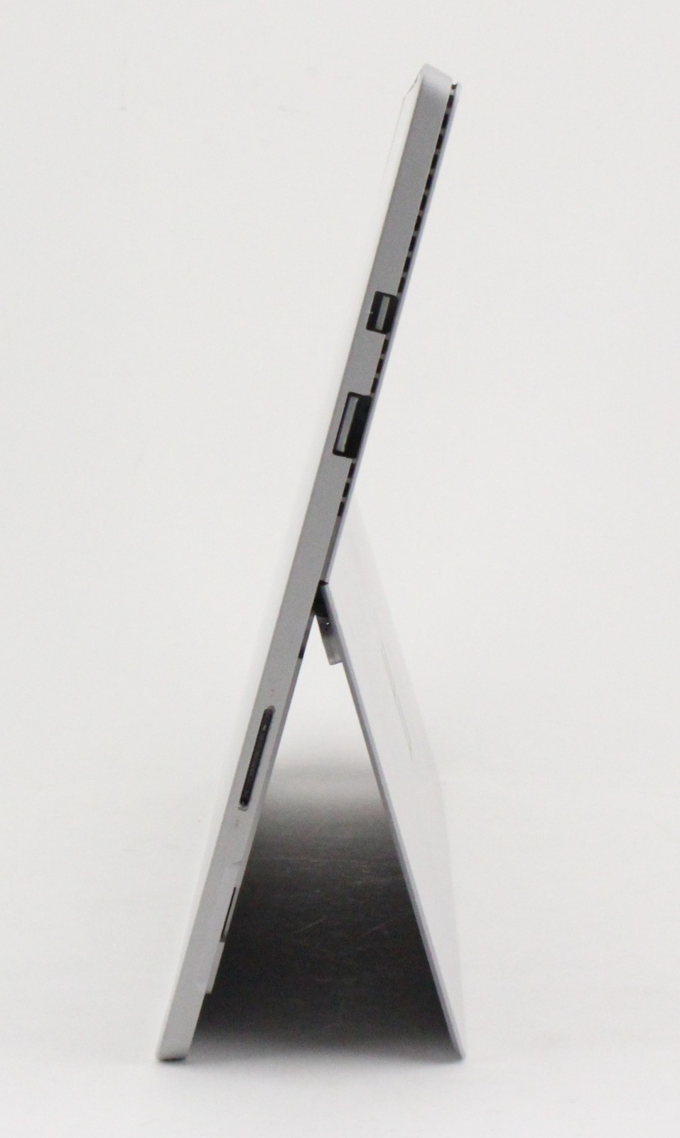 Microsoft 12.3″ Surface Pro 4 1724 4GB RAM 2.4GHz i5-6300U 128GB SSD; 6175401