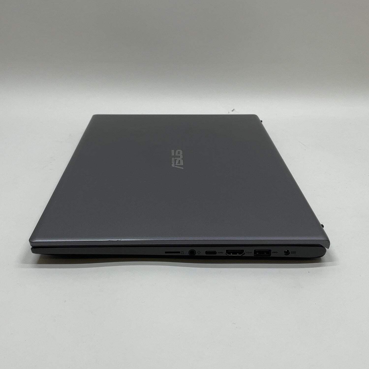 Asus Vivobook 15 F512D 15.6″ Ryzen 3 3200U 2.6GHz 4GB RAM 512GB SSD