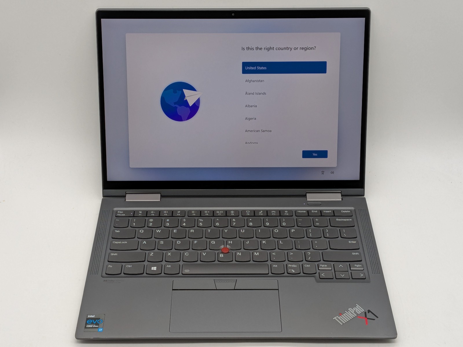ThinkPad X1 Yoga Gen 6 2-in-1 14″ FHD+ Touch I7-1185G7 256GB 16GB W11P 4G *READ*