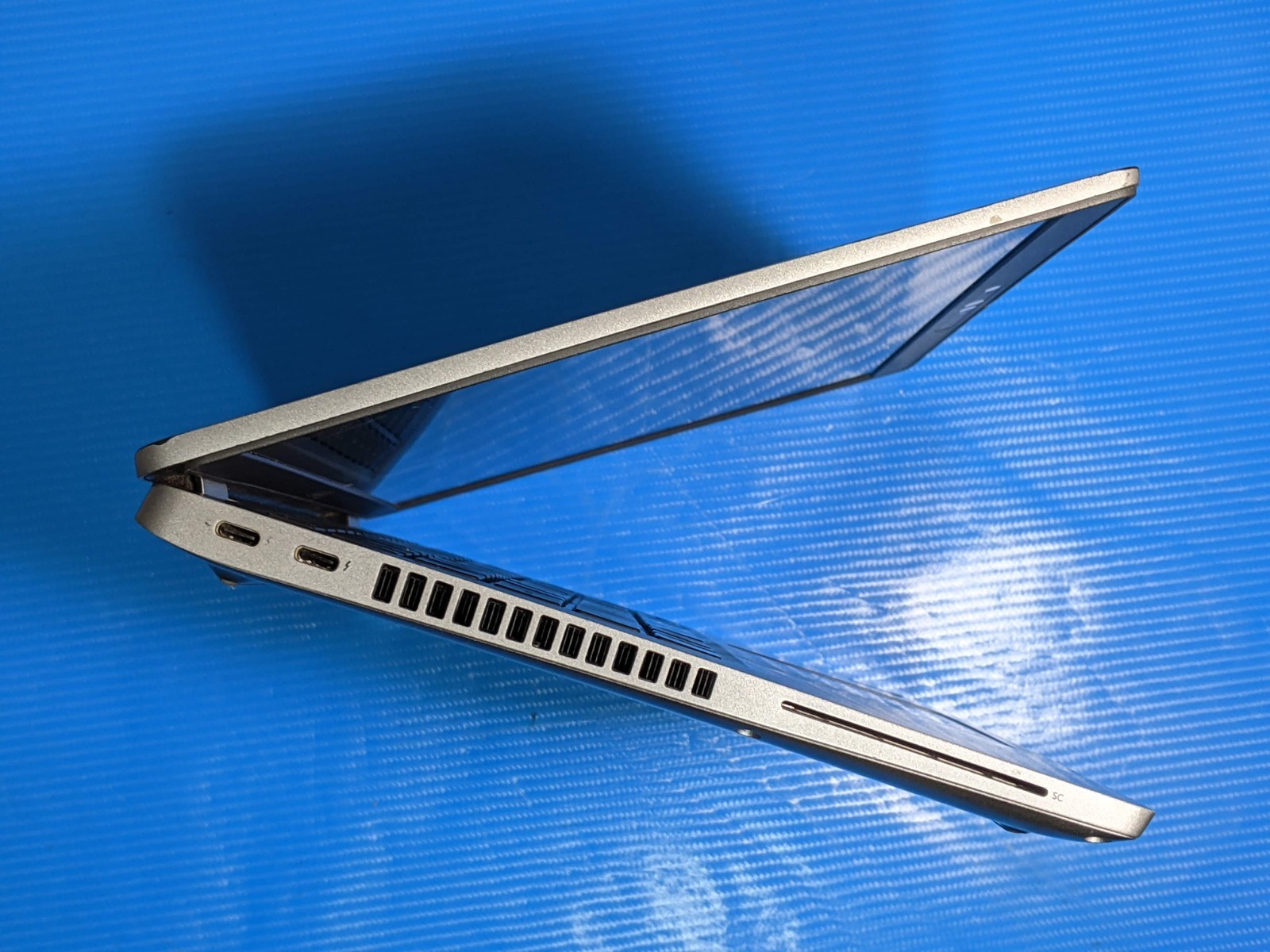 Dell Latitude 5420 14″FHD Intel vPRO i7-1185G7 3GHz 16GB 256GB SSD W11P +Charger