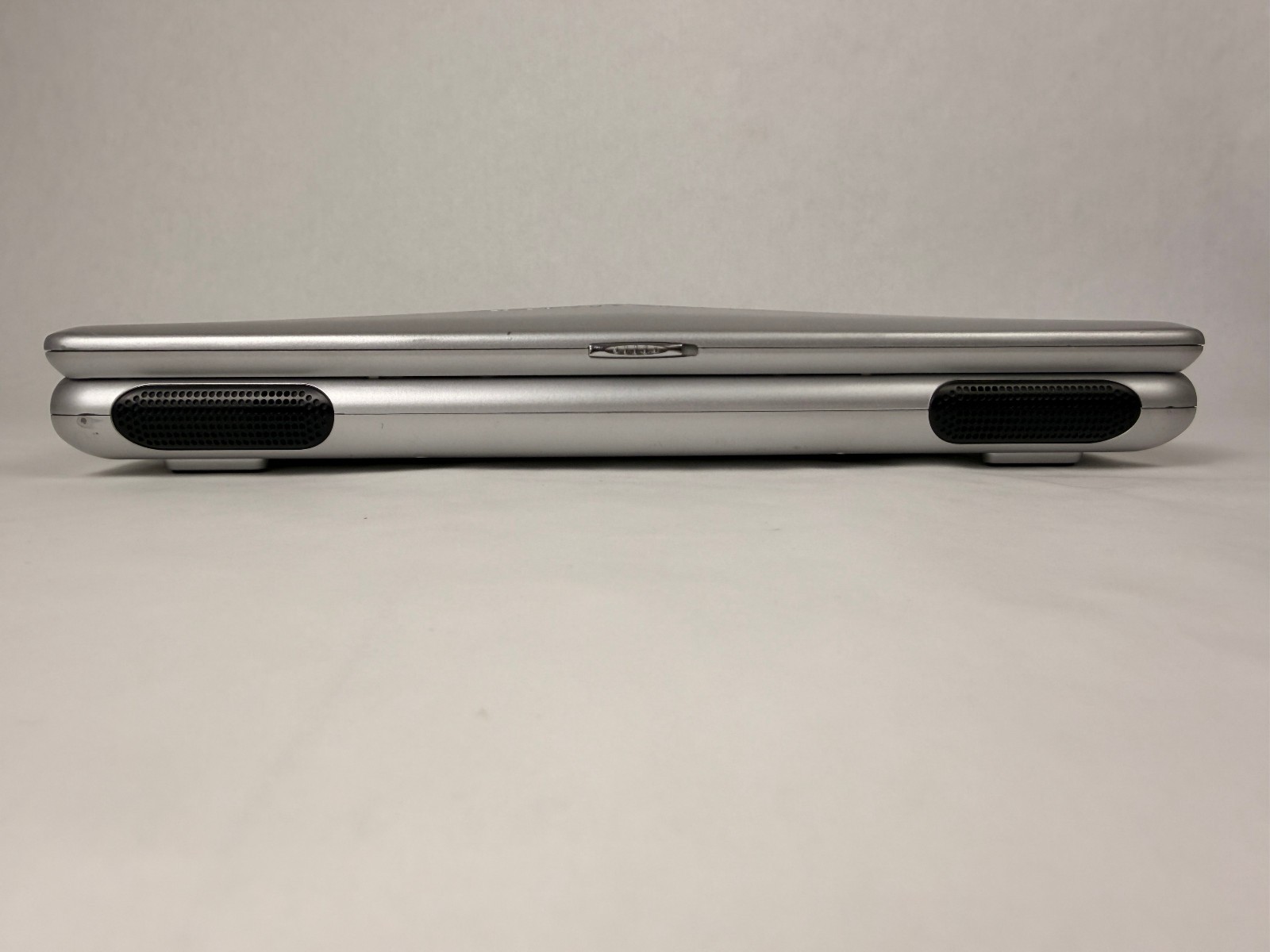 RARE 2004 Alienware Area 51m 766SN0 (Pentium 4, 1GB RAM, 80GB HDD, Win XP)