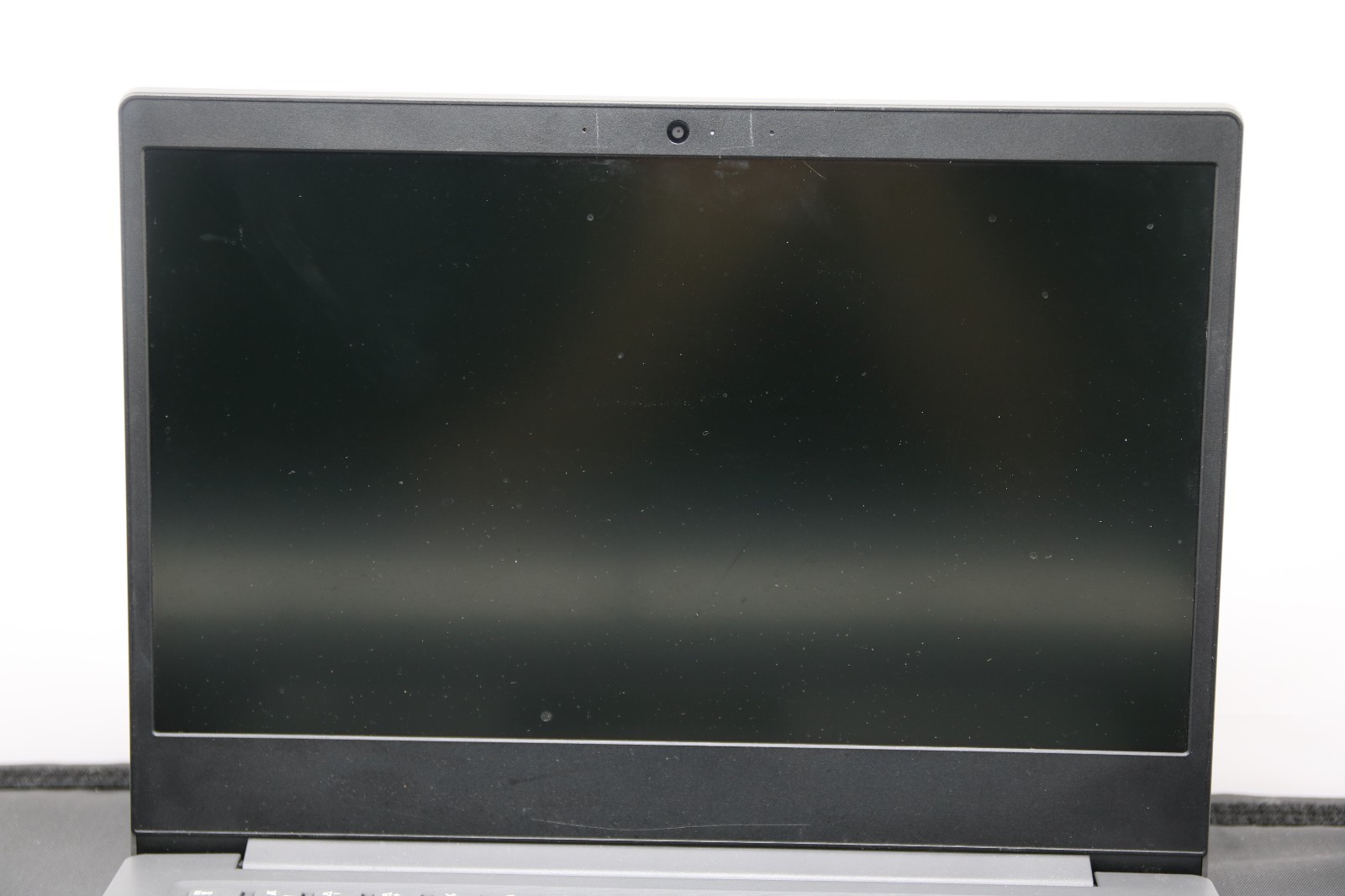 Lenovo ThinkBook 14 IIL 14″ – No Power, No Ram, No SSD – For Parts