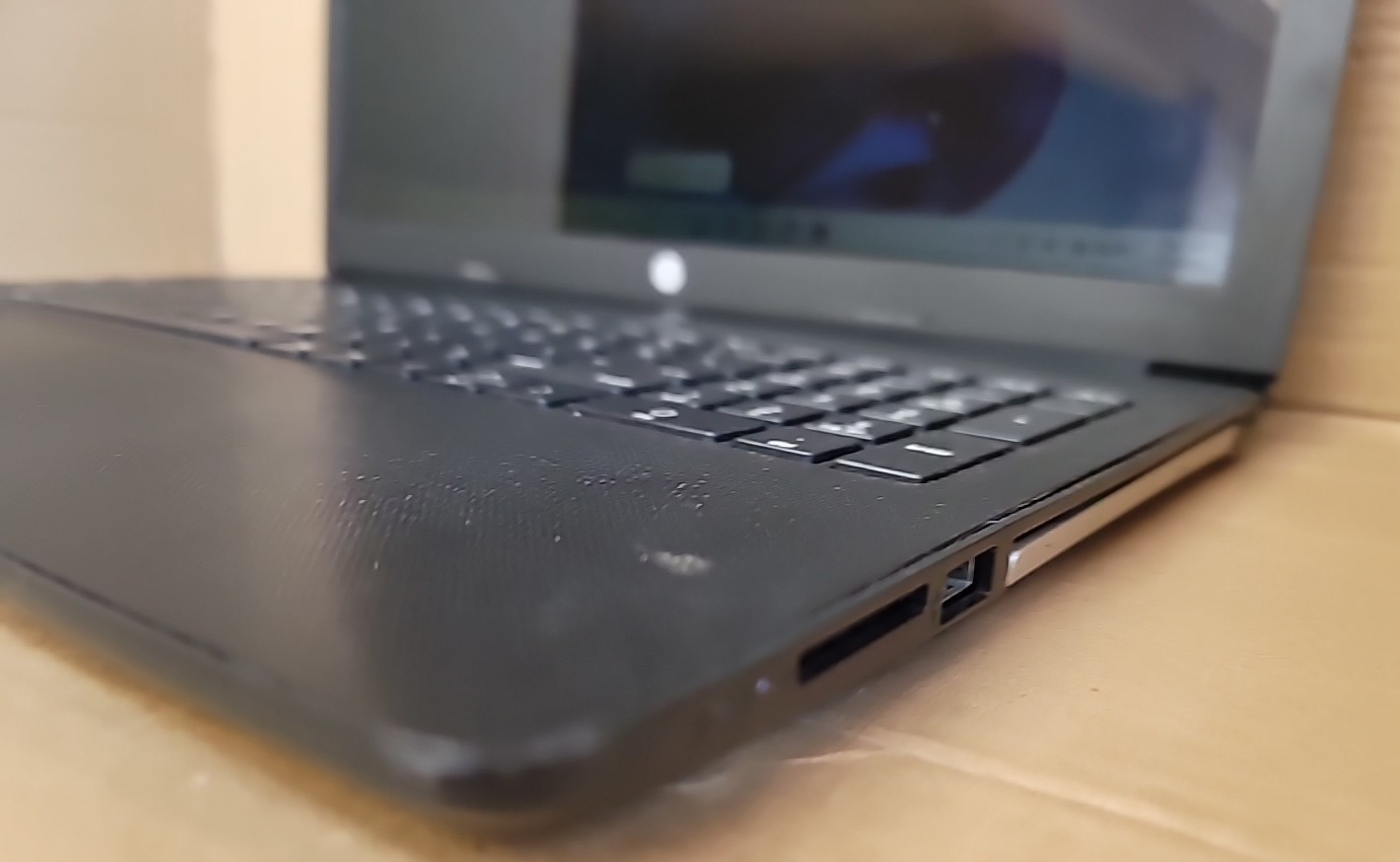 HP 15-db0xxx 14″ AMD A6-9225 Radeon R4 2.6GHz, 4GB RAM, 160GB HDD, Windows11 Pro