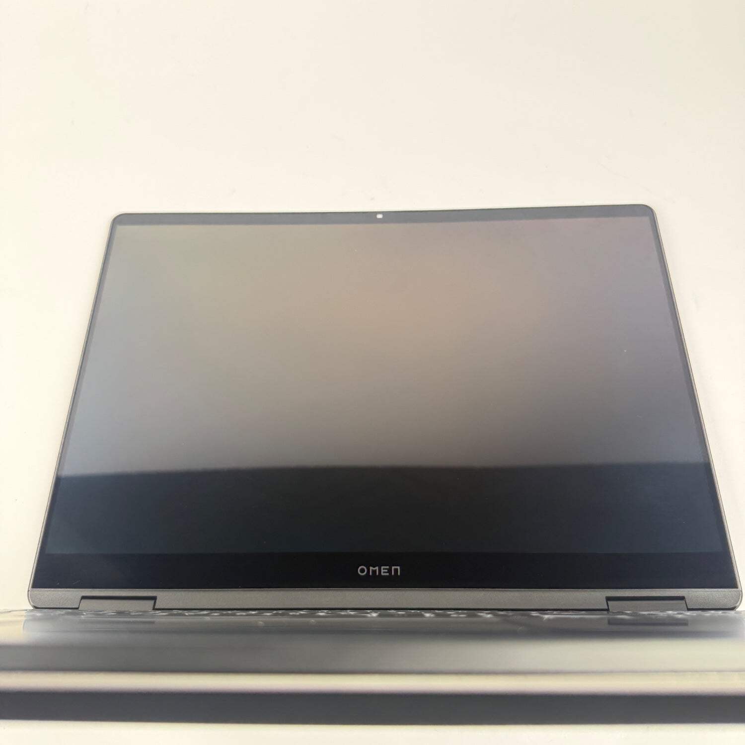 HP omen max 16 16-AH0043DX Core Ultra 9 275HX 2.7GHz 32GB RAM 2TB SSD RTX 5080
