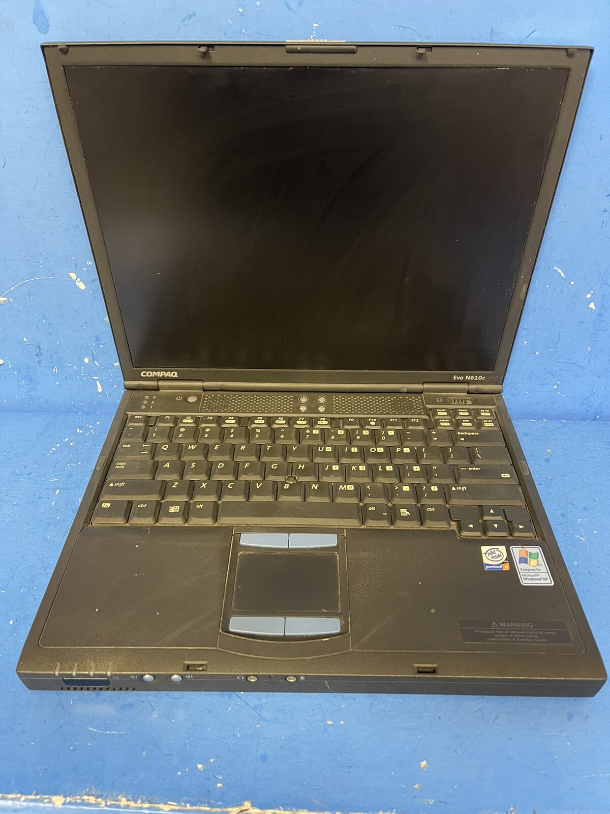 VINTAGE COLLECTIBLE COMPAQ LAPTOP EVO N610C PEMTIUM 4 J07M040.00 PP2010